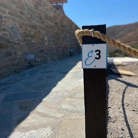 Epithea 3 με ιδιωτική πισίνα Kythnos