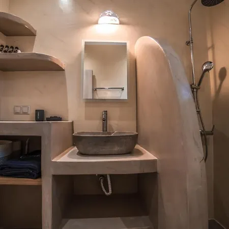 Epithea 3 με ιδιωτική πισίνα *