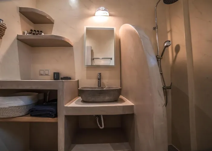 Epithea 3 με ιδιωτική πισίνα *